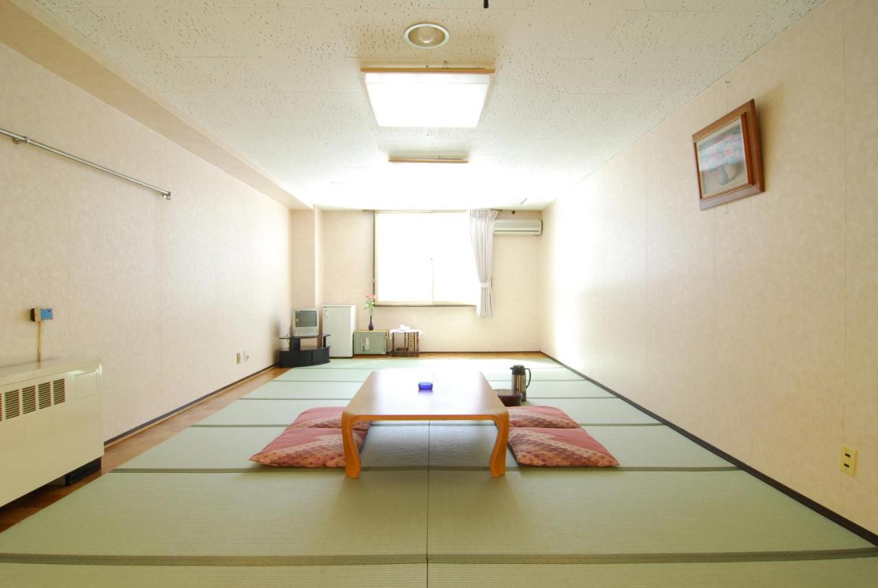 滋贺县太阳谷志贺高原酒店 山之內 外观 照片